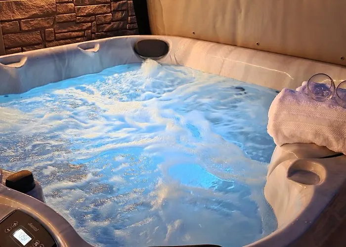 Hot Tub, Game Room, Coffee Bar, Fire Pit, Pancakes Dom wakacyjny *